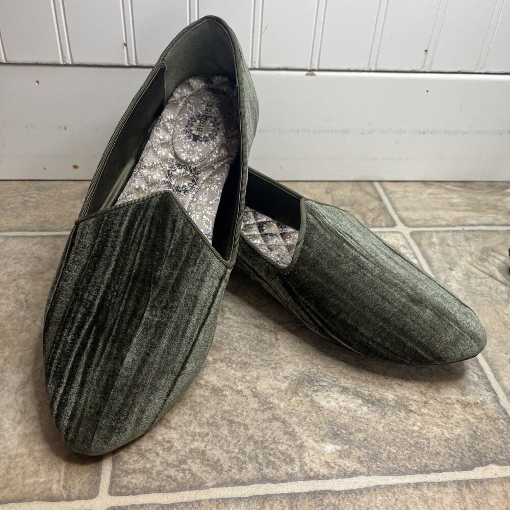 Birdies Flats Women's Size 10 The Heron Loafer Green Velvet Slip On